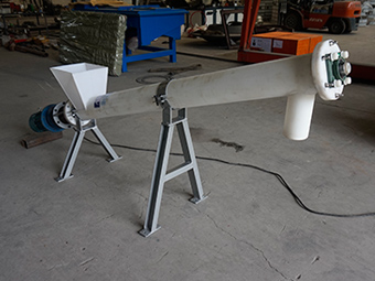 FLS防腐螺（luó）旋輸送機